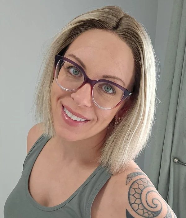 kim-blunt-cut-bob-remy-human-hair-lace-front-wig-sm-2-color-options